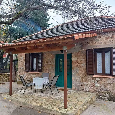 Vrachni Stone House