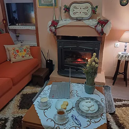 Vrachni Stone House