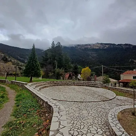 Vrachni Stone House * Kalavryta