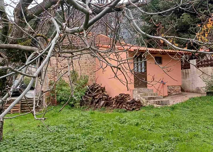 Chalet Vrachni Stone House