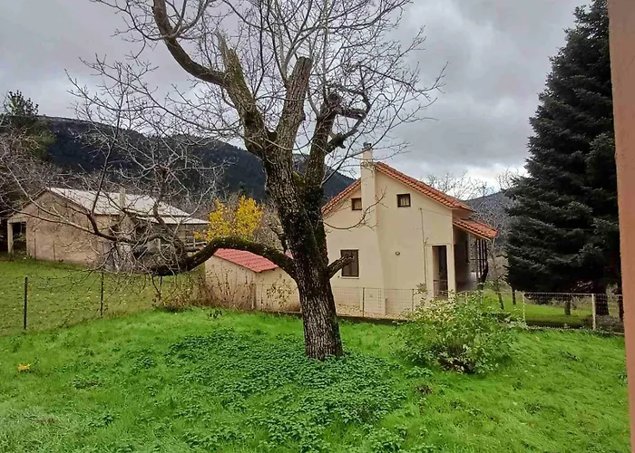 Chalet Vrachni Stone House