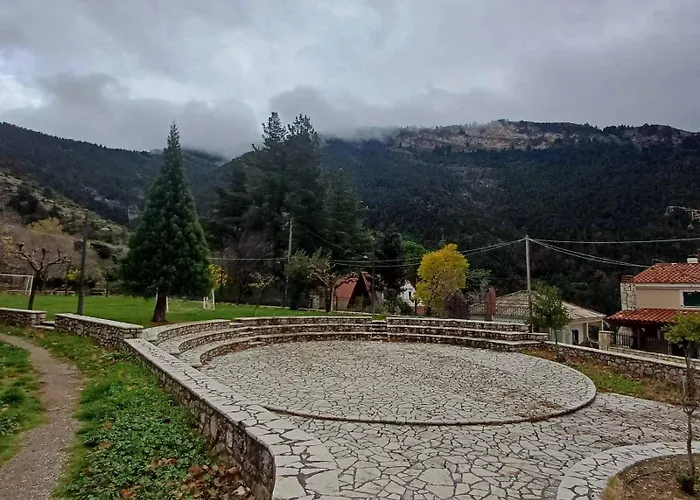 Vrachni Stone House * Kalavryta